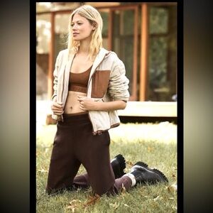 Spiritual Gangster Quilted Jacket Full Zip Up Hoodie W/Long Sleeve Zip Up Pocket